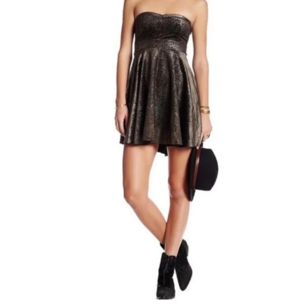 NWT Free People Women's Black Gold Strapless Velvet Knee Length Dress Size Small